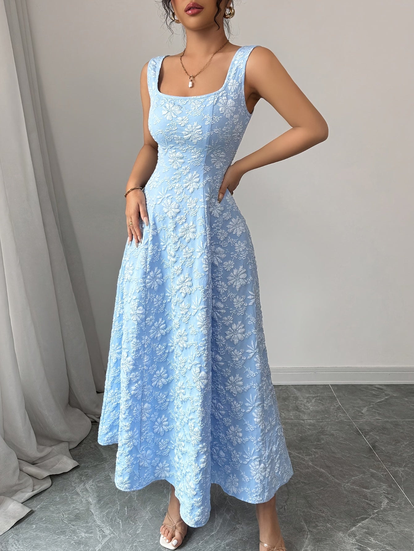 Elowen Bloom – Square Neck Dress