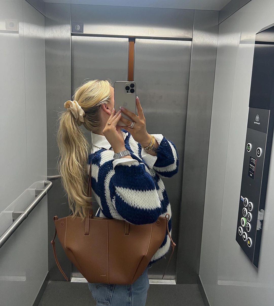 WW | Soft Knitted Chic Sweater