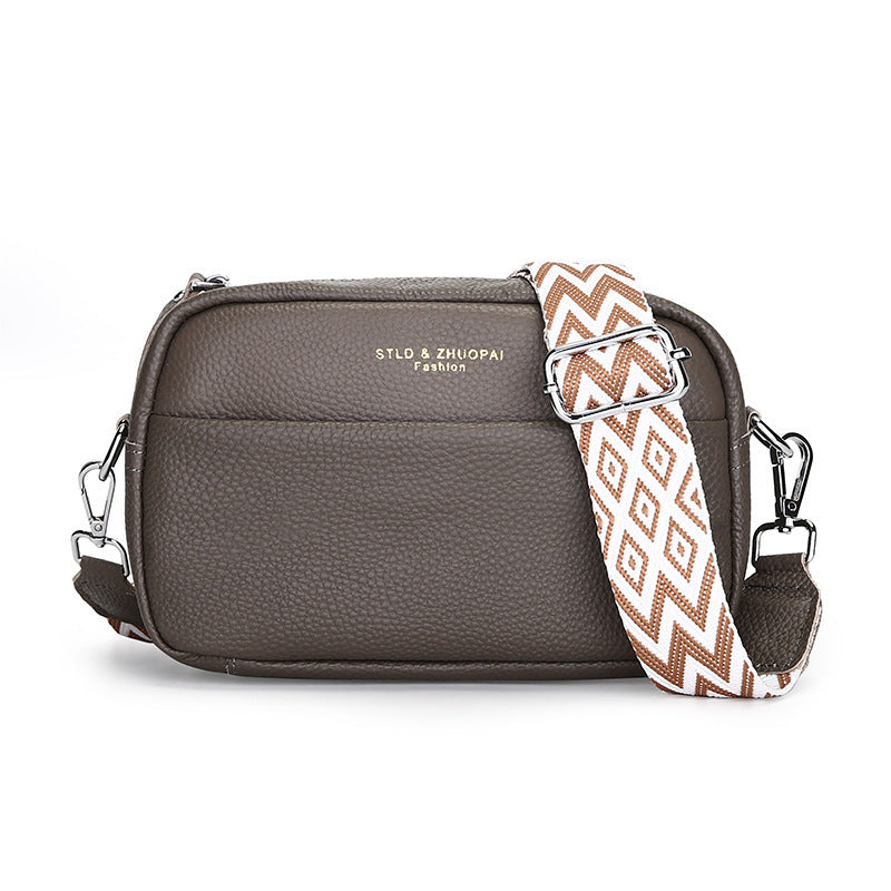 WW | Schlichte Schultertasche Aus Veganem Leder Im Kleinen Quadratischen Format