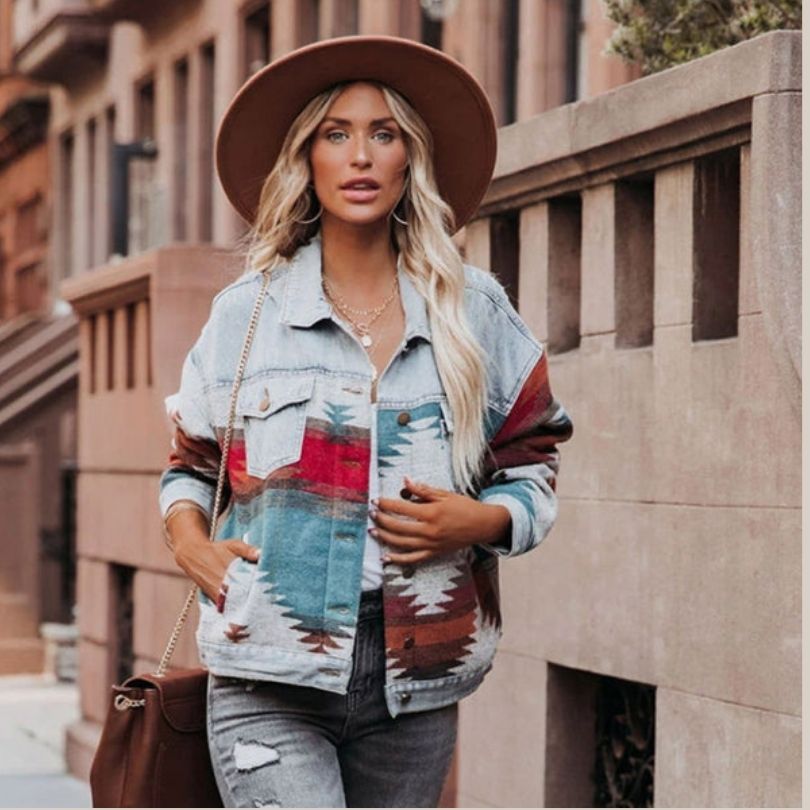 WW | Jeansjacke mit Aztekenmuster