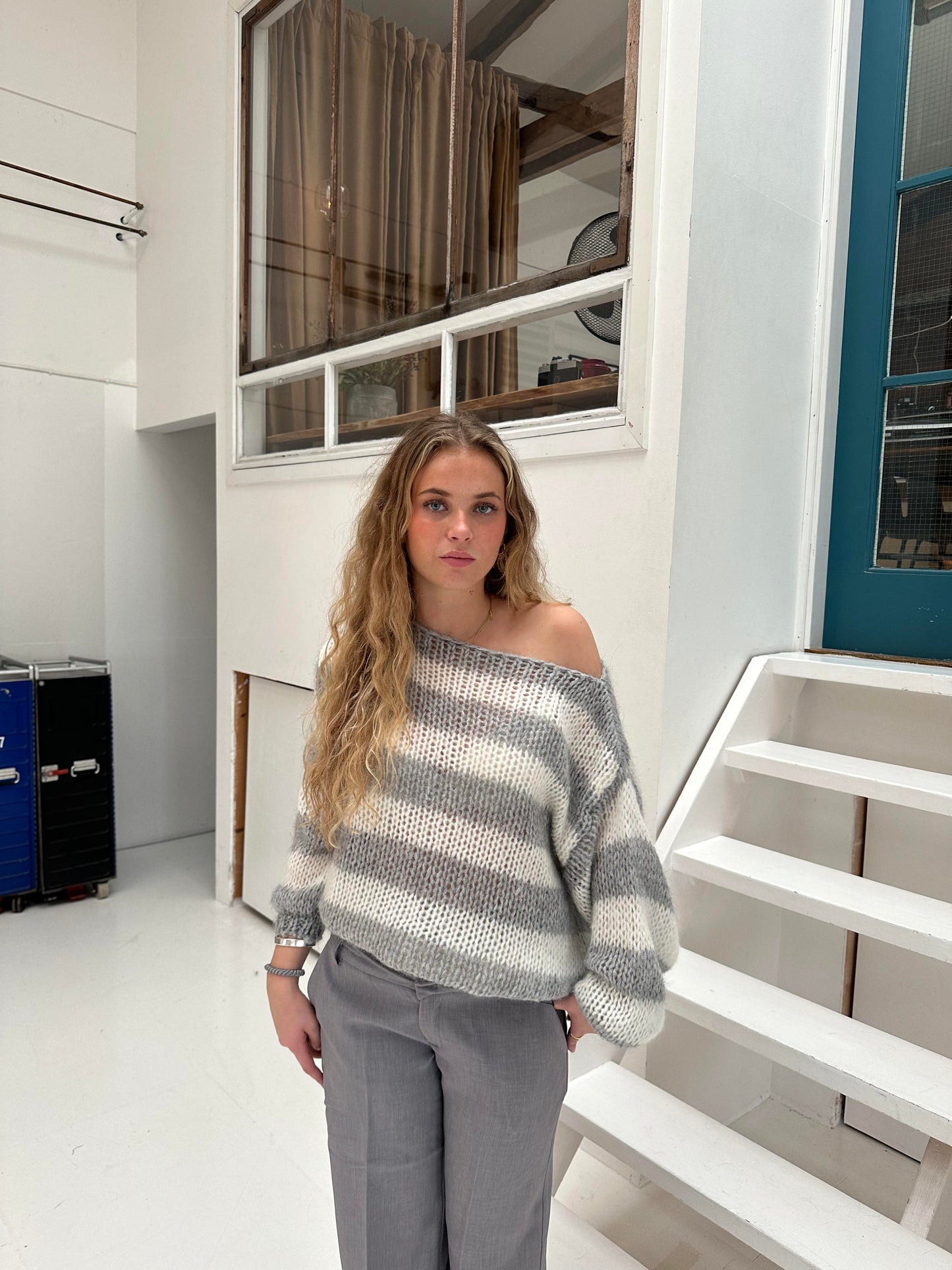 WW | Soft Knitted Chic Sweater