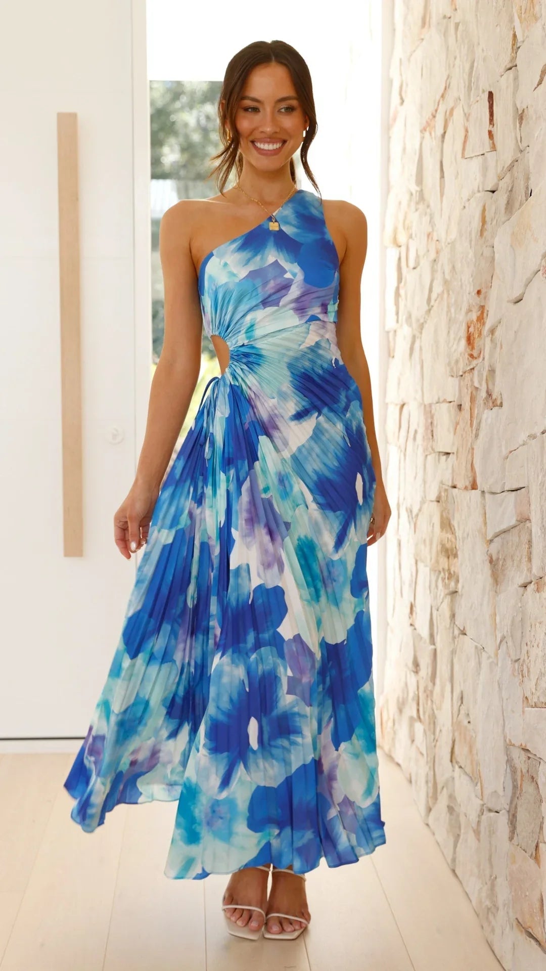 Sienna™ | Elegant Cut-Out Maxi Dress