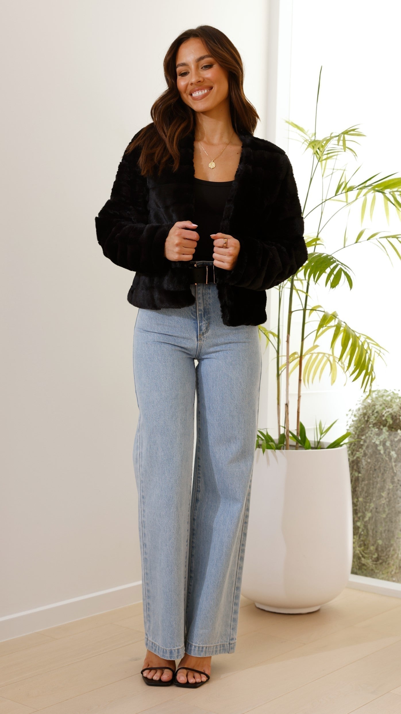 WW | Luxury Women's Crop Jacket