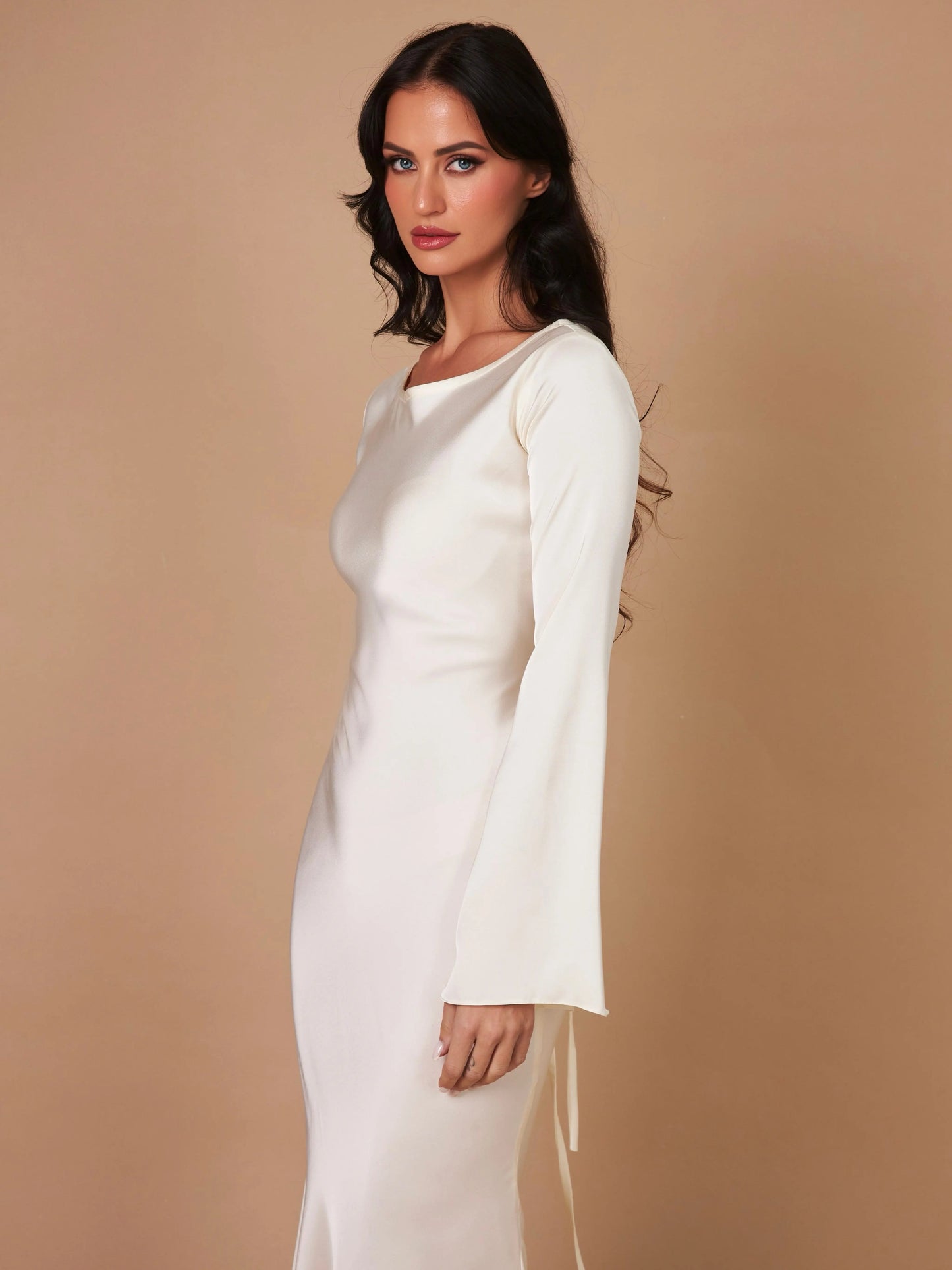 WW | Fließendes Maxi Kleid Mit Langen Ärmeln Für Damen