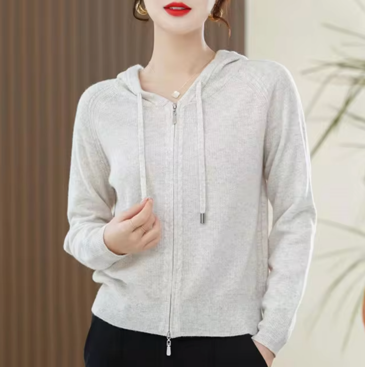 WW | Knitted Cashmere Hoodie