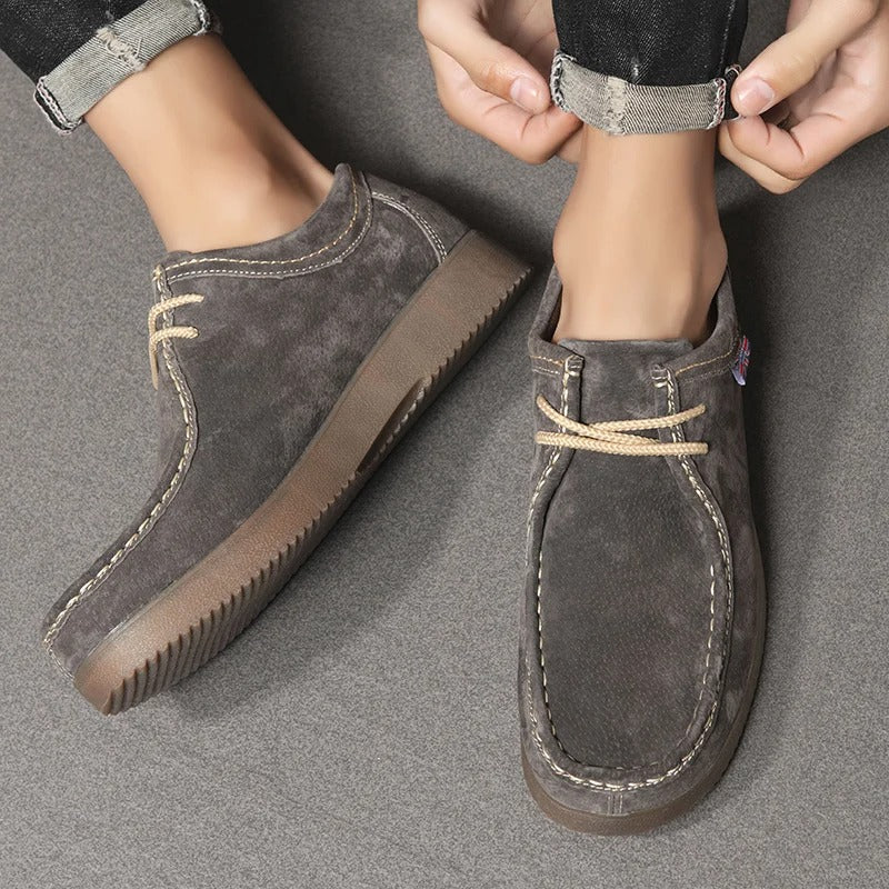 WW | Suede Shoes Sturdy rubber sole Comfortable lacing Casual look