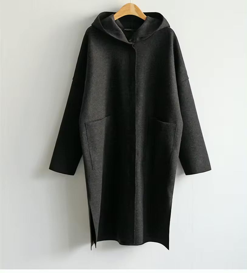 WW | Long coat with hood and open design