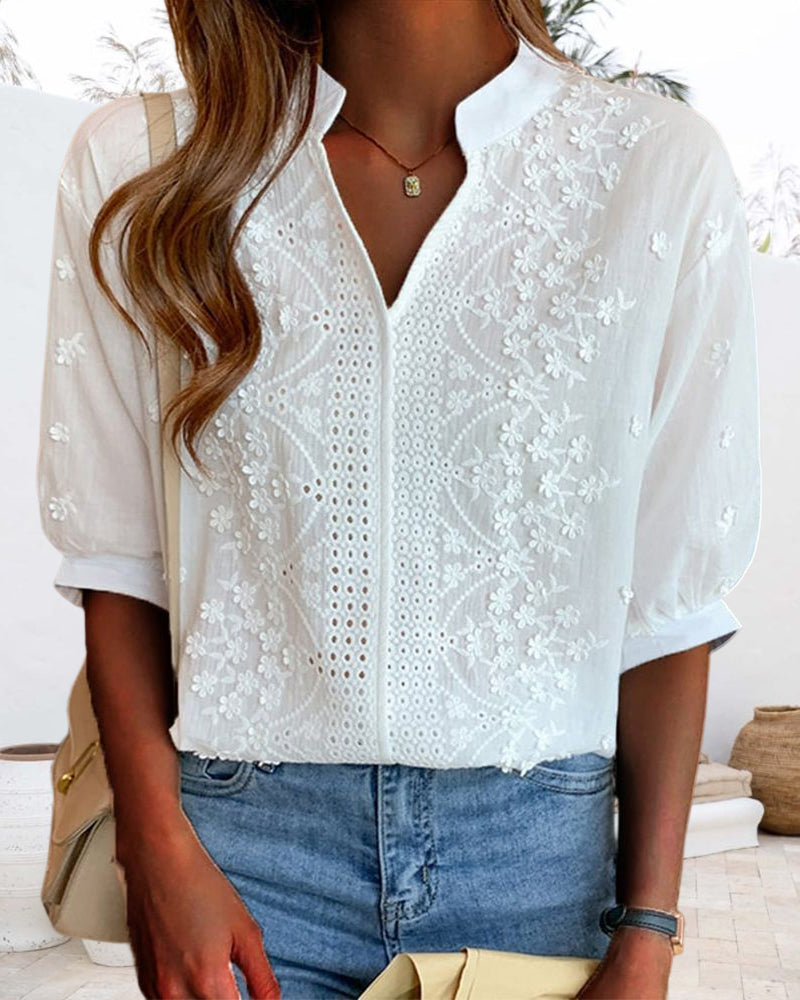 WW - White blouse with puff sleeves