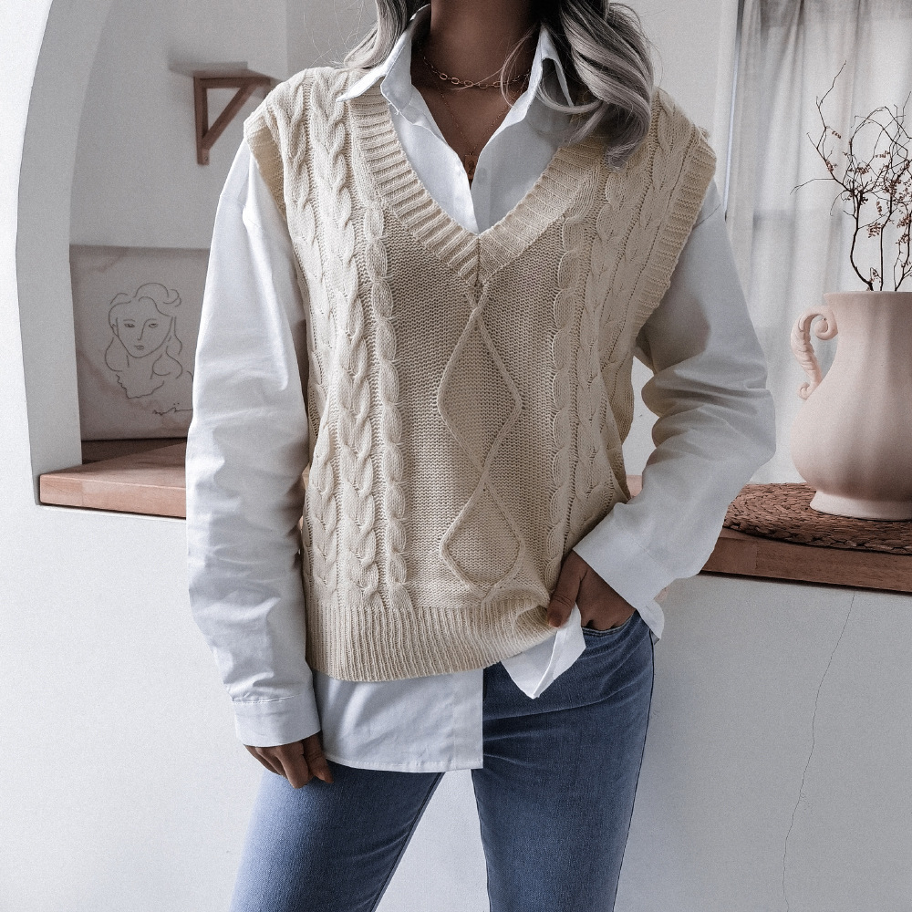 WW | Versatile Sleeveless Sweater for Women