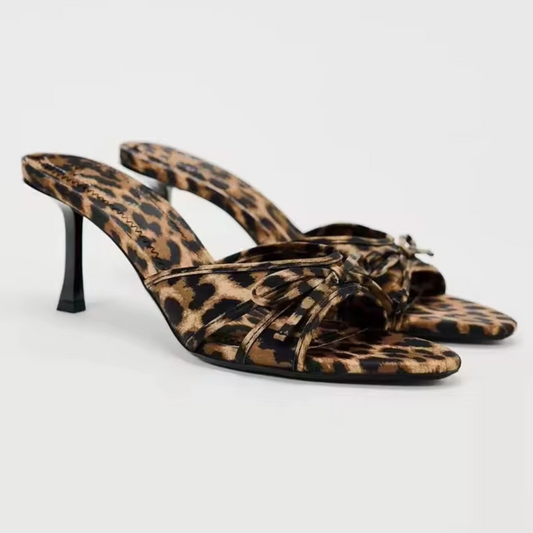 WW | High-Heeled Slippers mit Leopardenmuster