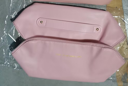 WW-Up Leather Bag