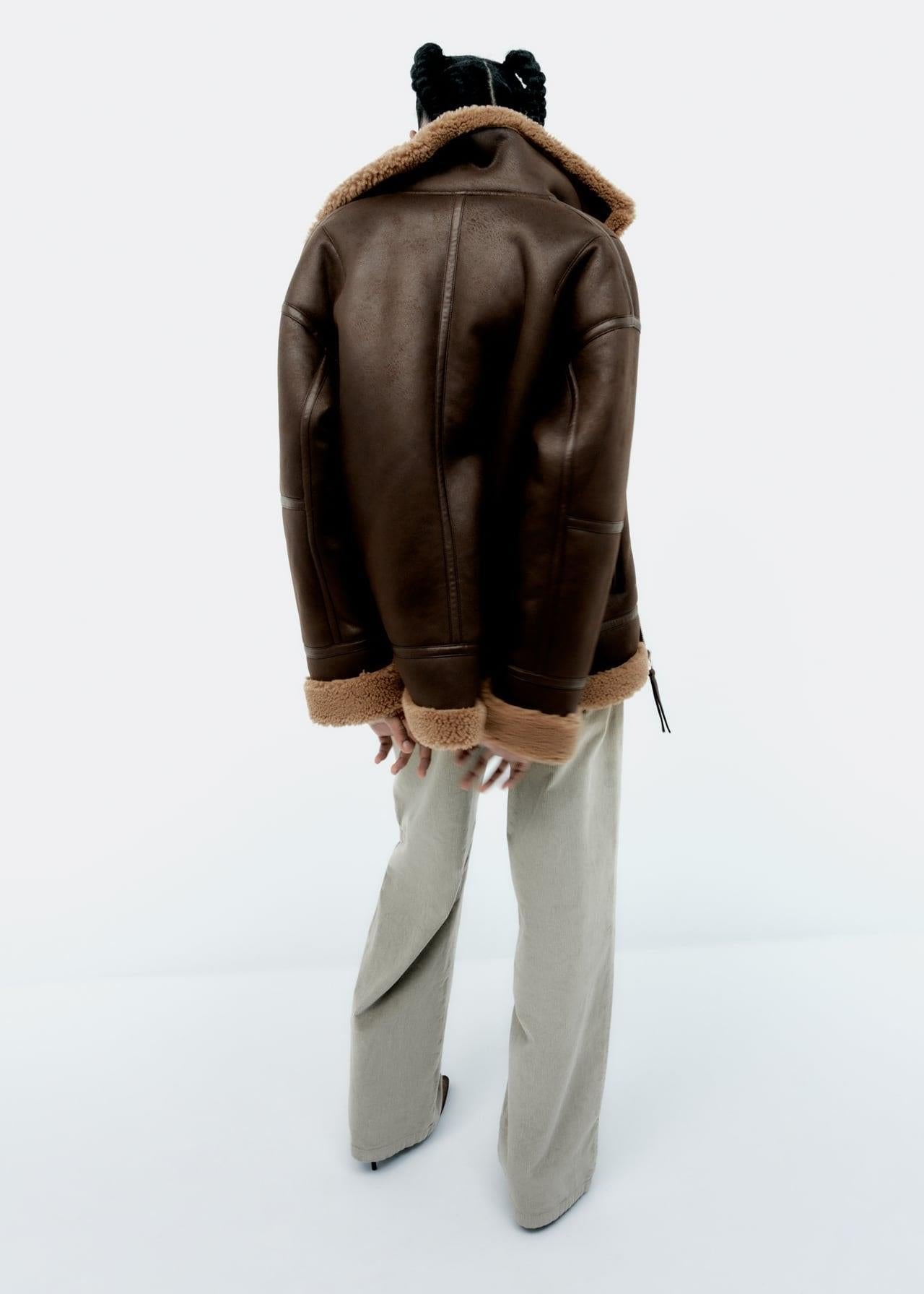 WW | Fellbesetzte Revers-Fliegerjacke