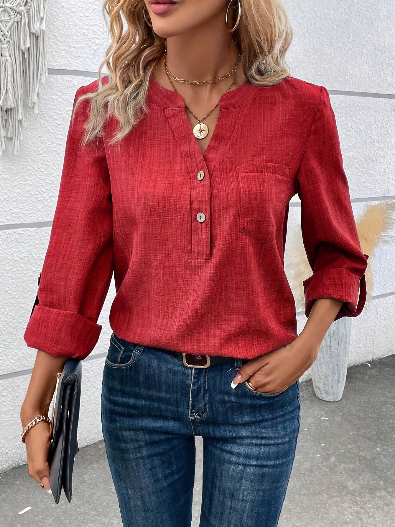 WW | Crocheted Blouse with Long Sleeves and Button at Neck