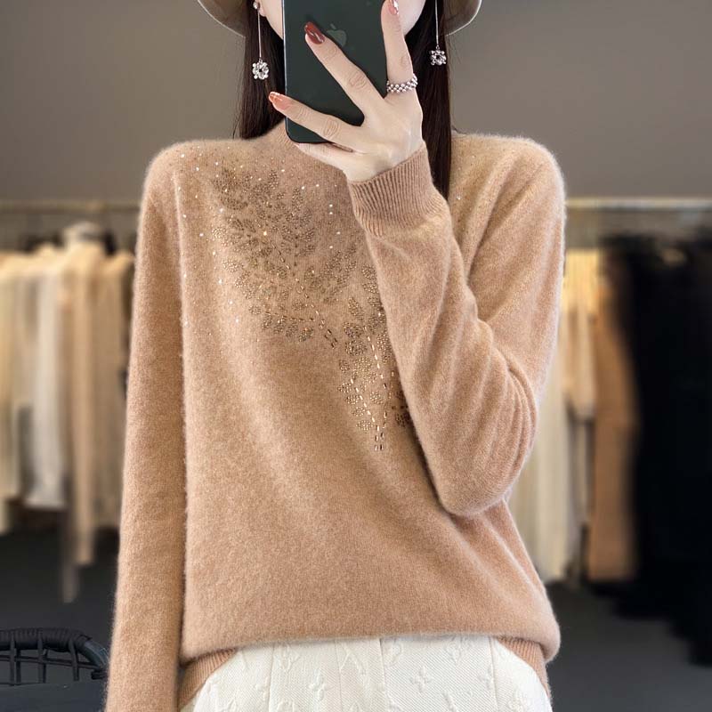 WW | Knitted Sweater with Pretty Leaf Pattern