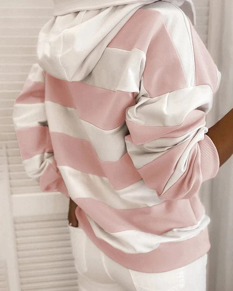 WW | Hoodie - Strickdetails - Lockere Passform - Weiche Materialien