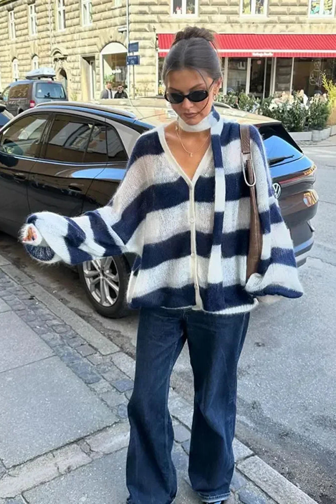WW | Gestreifte V-Ausschnitt locker gestrickte Strickjacke