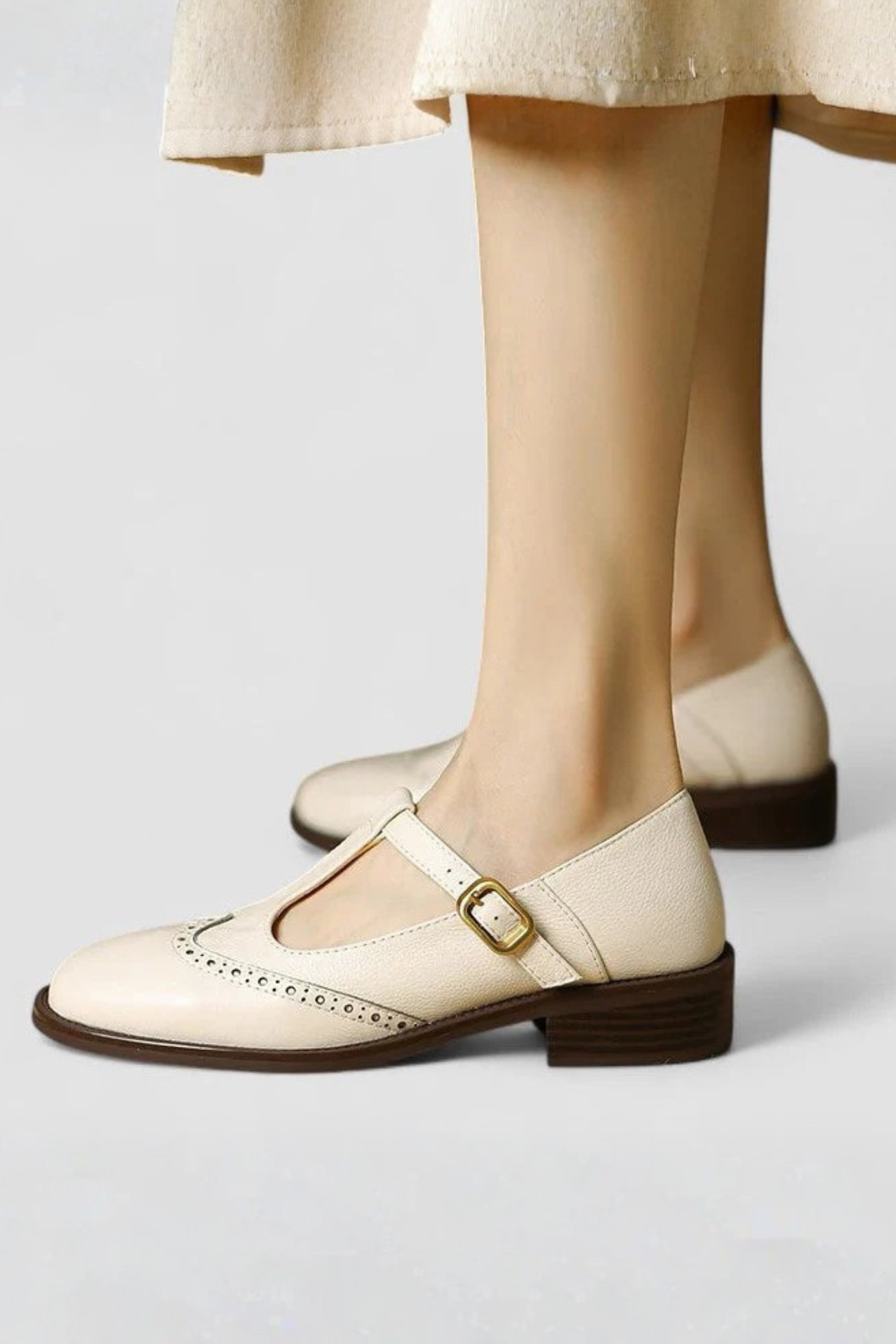 Livia | Classic Leather Sandal