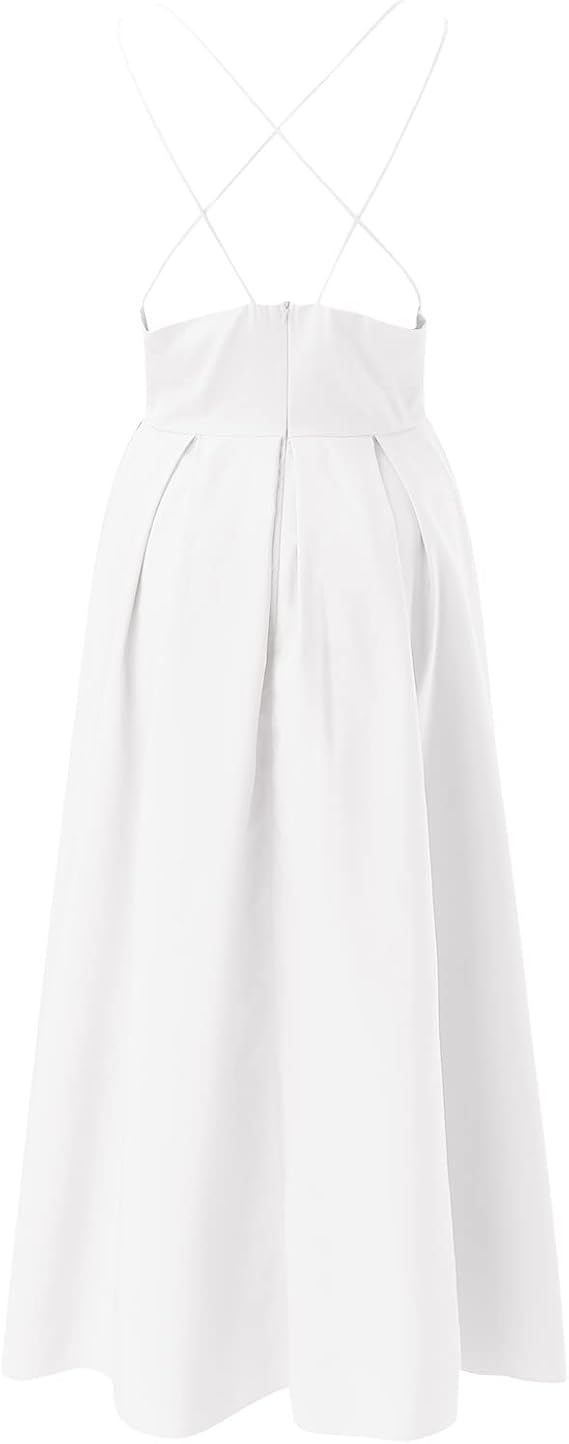 WW | Ein Leichtes Kleid mit Zarten Spaghettiträgern