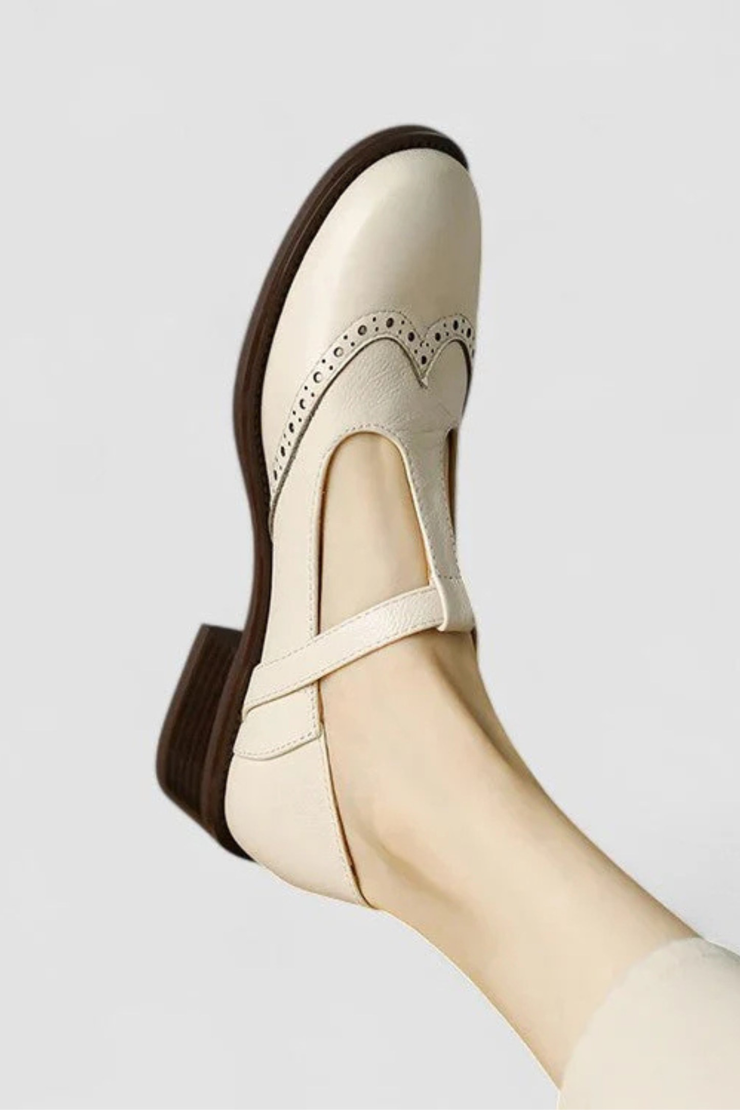 Livia | Classic Leather Sandal