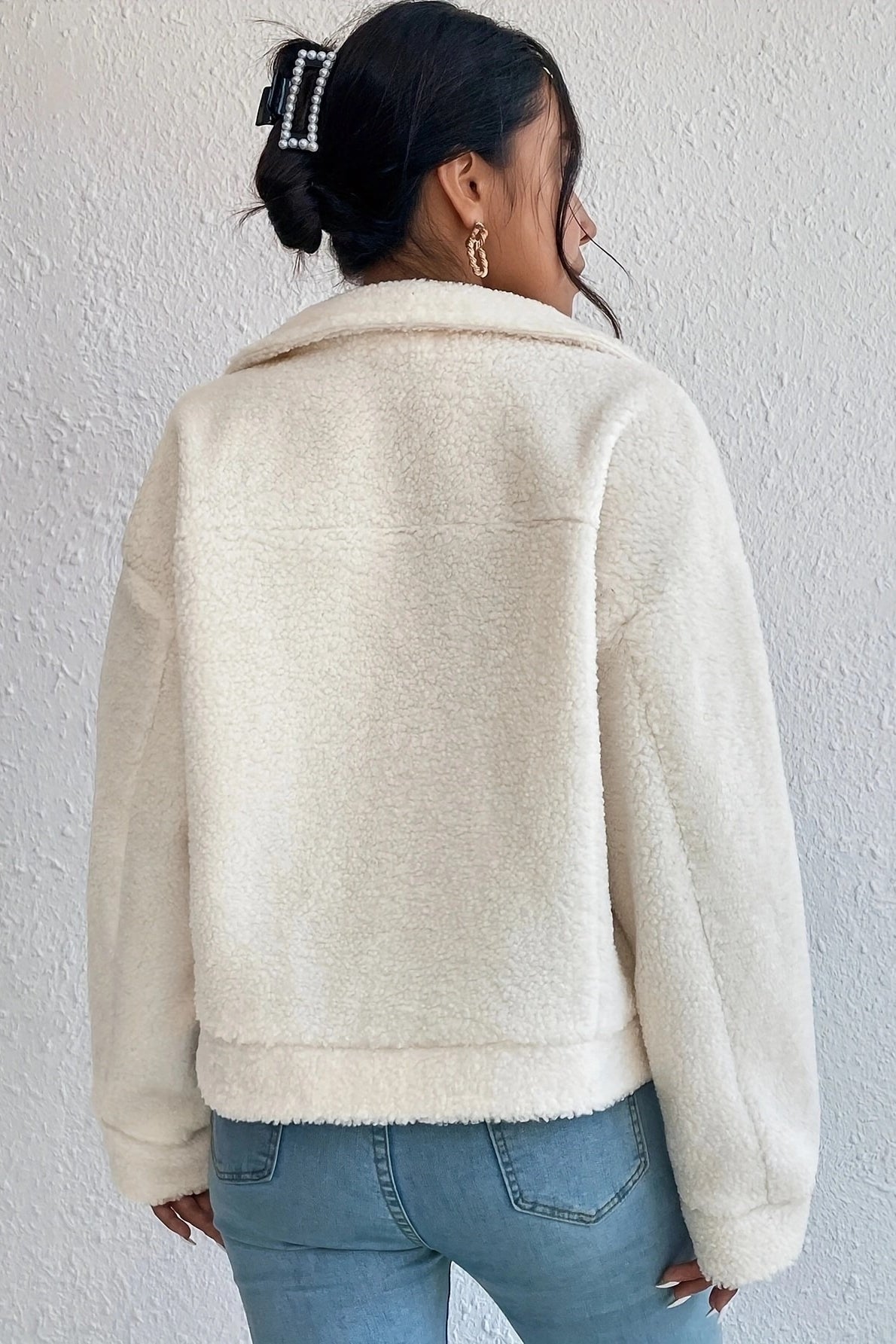 WW | White short sherpa jacket