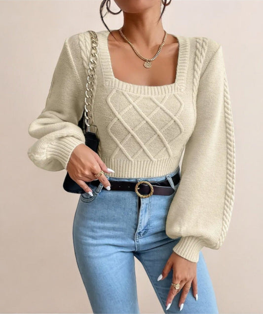 WW | Damenpullover mit Modernem und Chic Rechteck-Ausschnitt