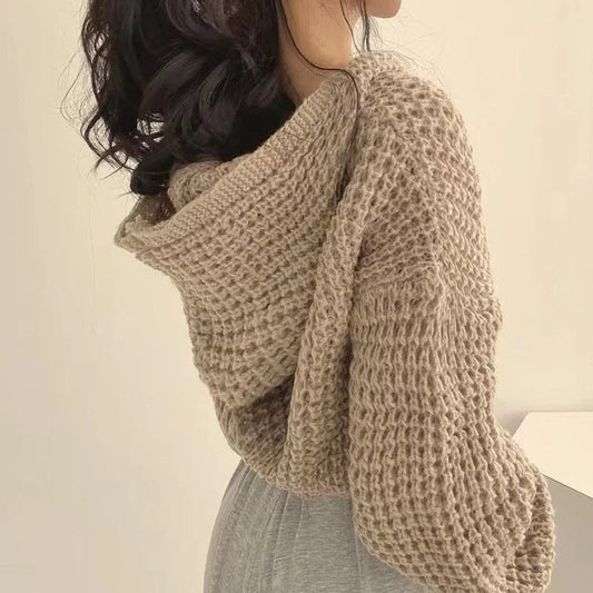 WW | Cropped hooded cardigan with neckline details
