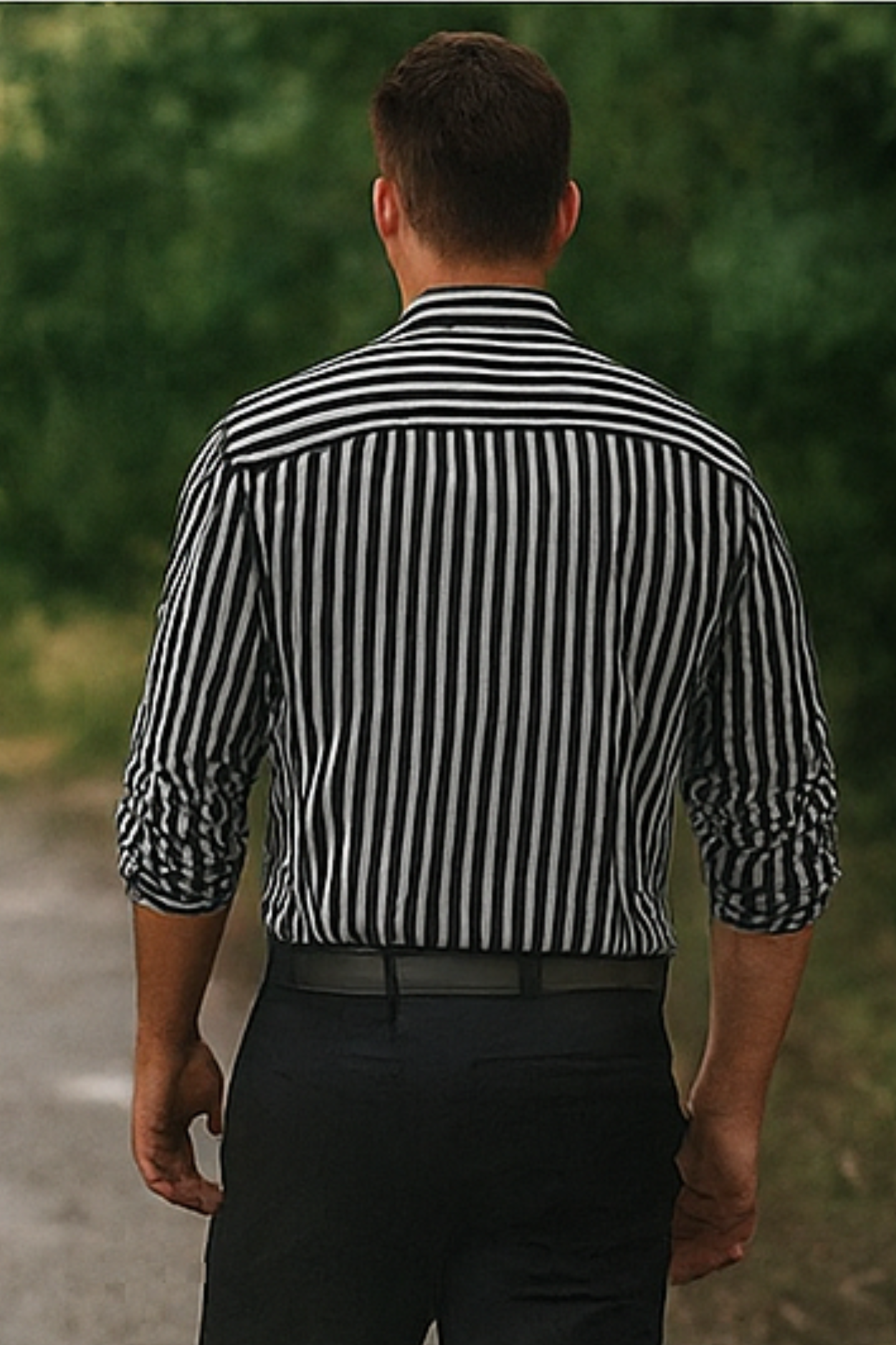 William Elegant Striped Shirt - Black