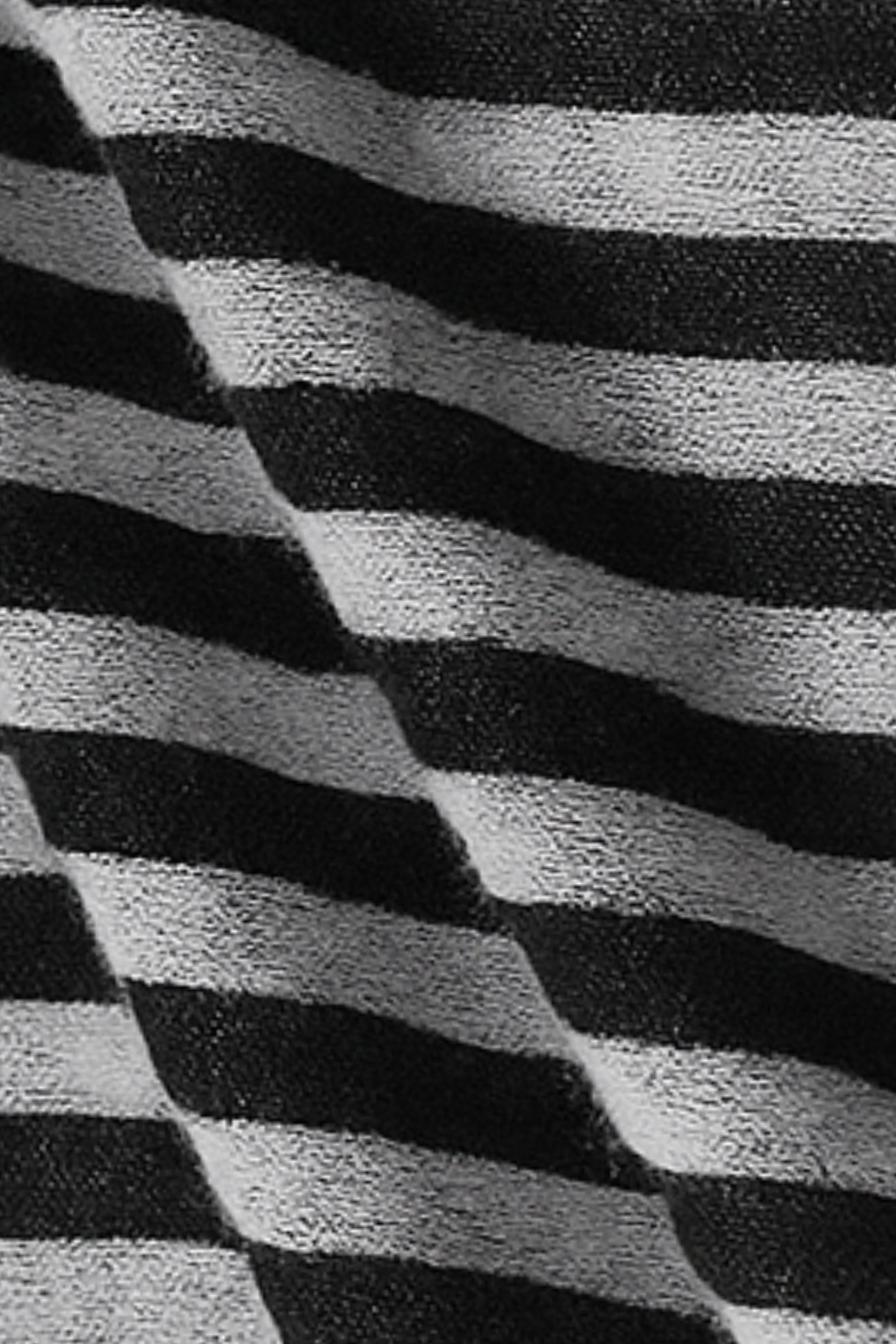 William Elegant Striped Shirt - Black