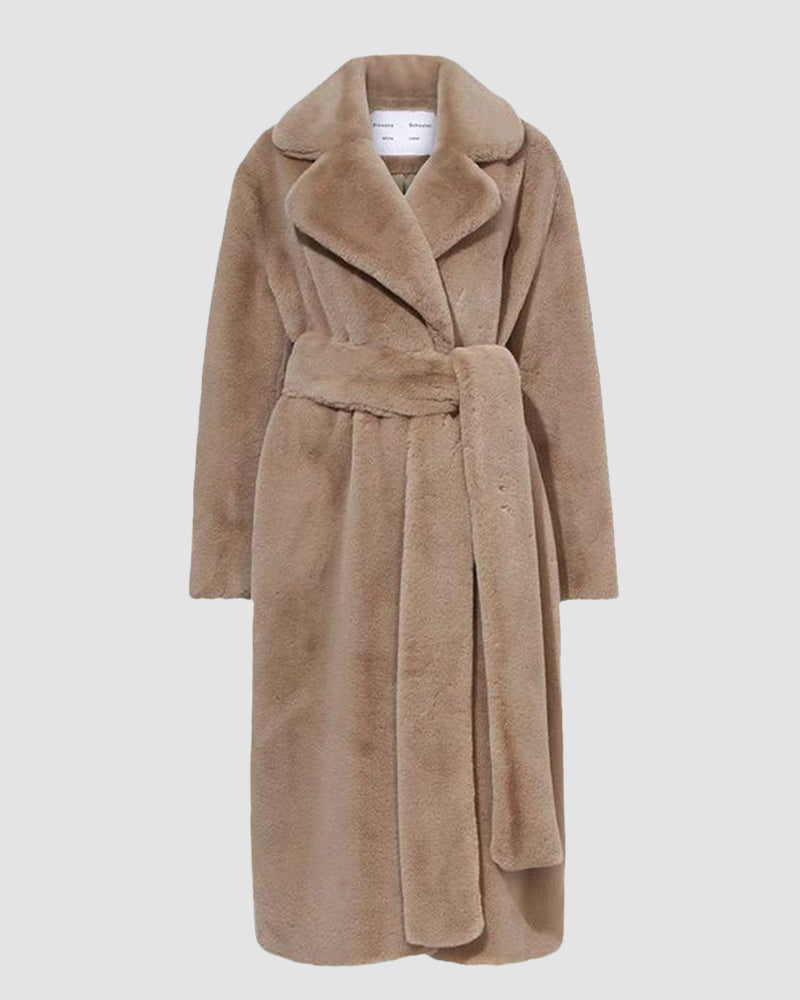 WW | Women's Faux Fur Coat Luxurious Warmth for the Cold Season