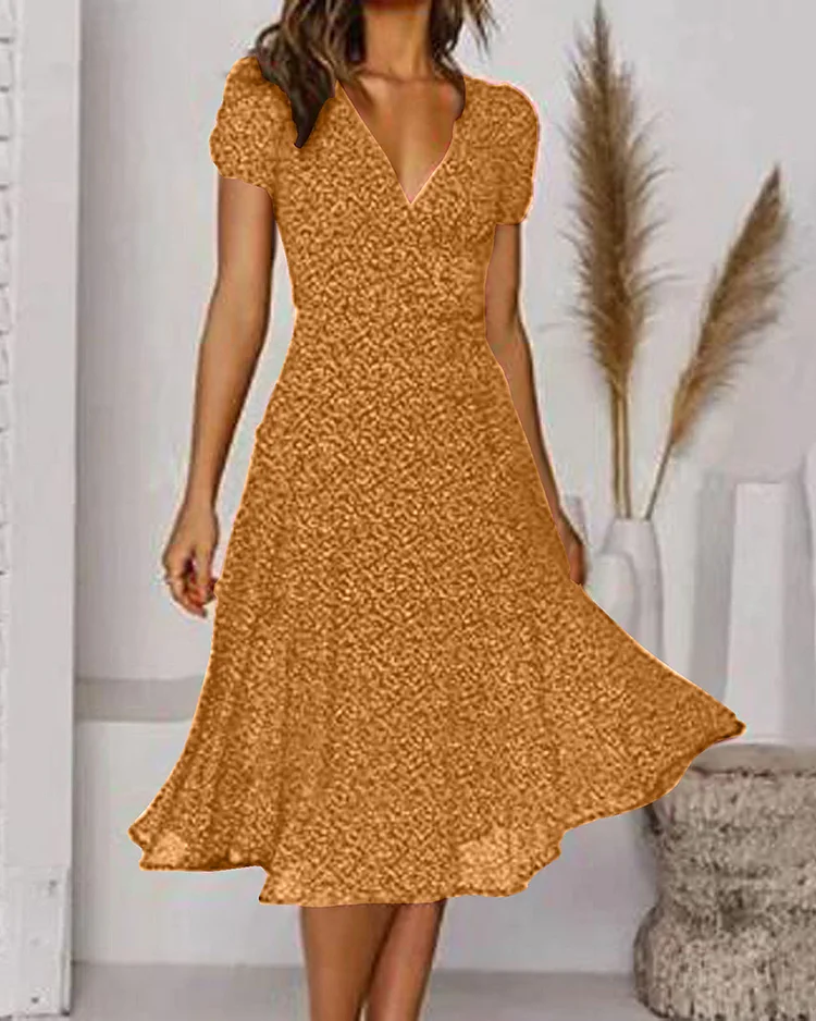 WW | Druckseide Chiffonkleid mit Kurzen Ärmeln und V-Ausschnitt für Damen