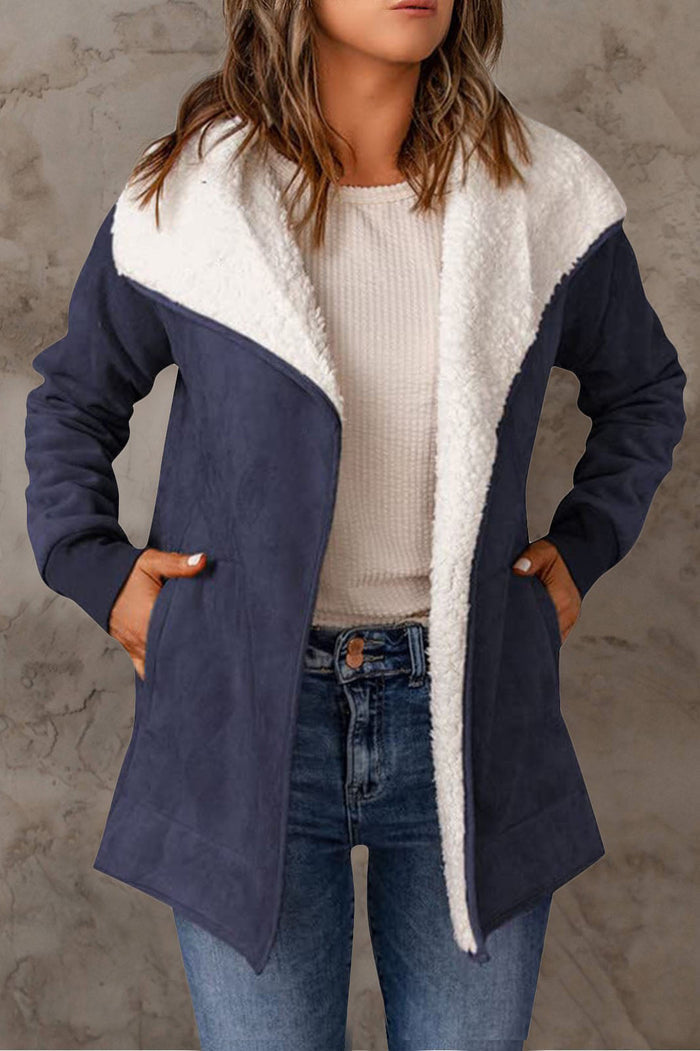 WW | Elegante langärmlige Daunenjacke mit tailliertem Schnitt