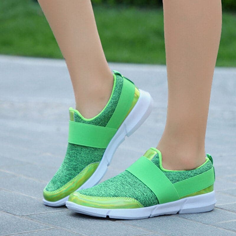 WW | Fantastic Sneakers with Air-cushion Sole