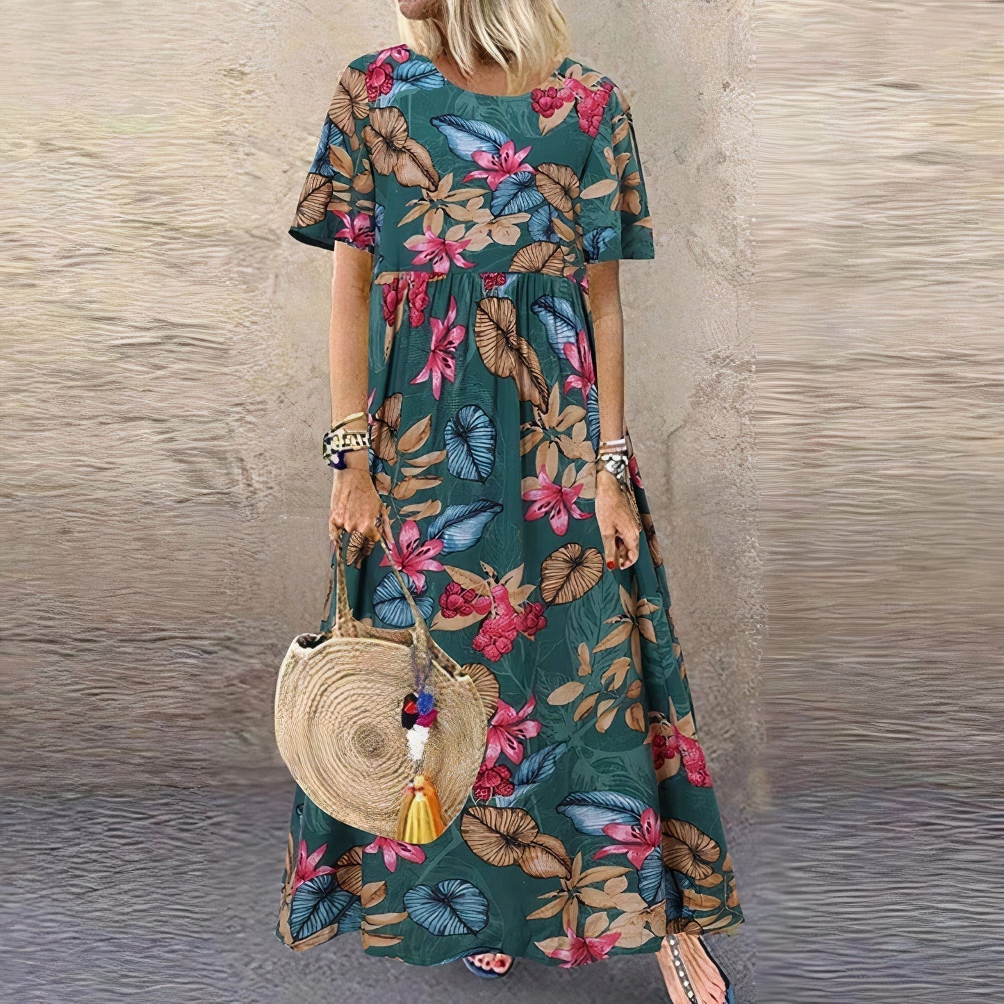 Lotte – Vibrant Floral Maxi Dress