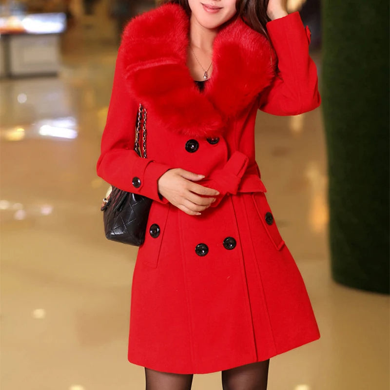 WW | Elegant Fur Coat