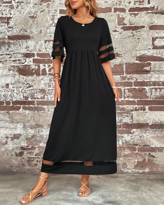 WW | Elegantes Kleid mit Rundhalsausschnitt