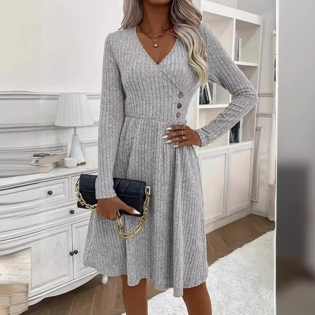 WW | V-neck Winter Dress