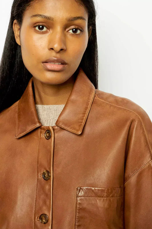 WW | Boxy Leder Kurzjacke