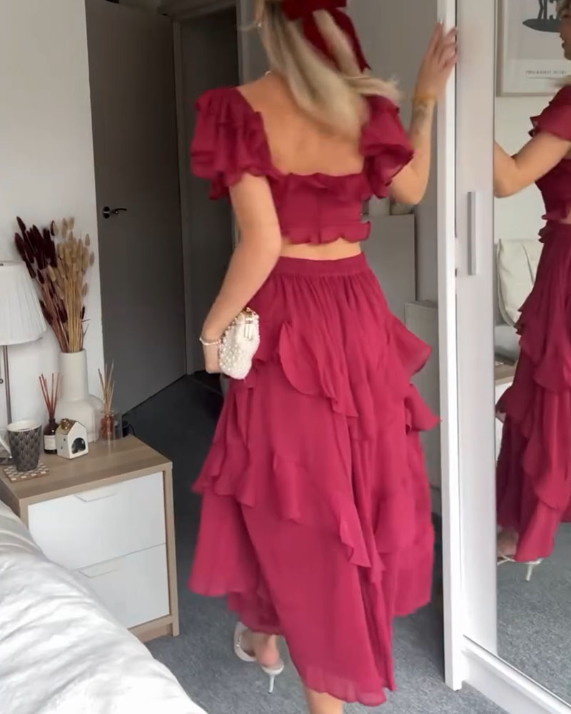 Backless square-neck dress