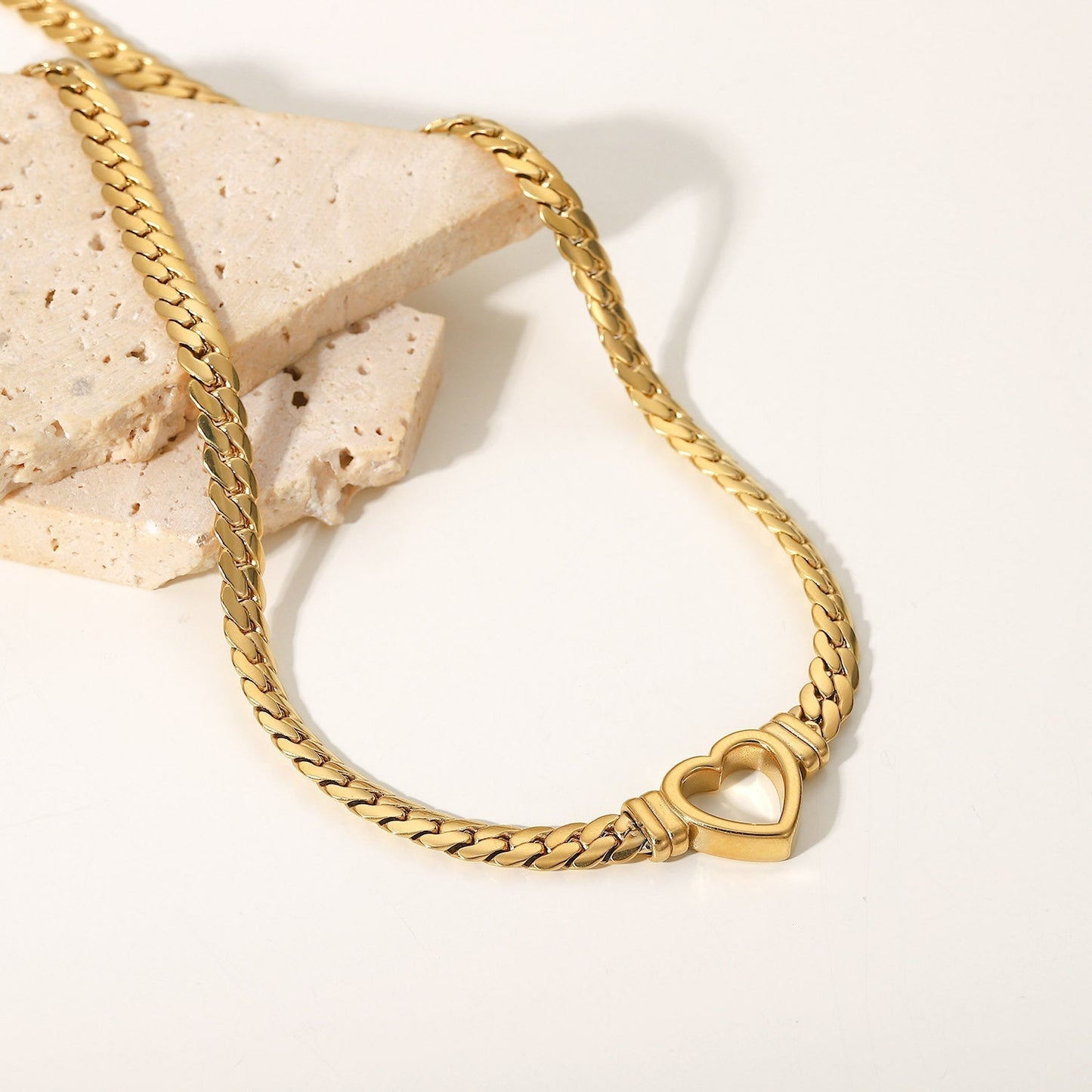 WW | Cuban Chain Heart Necklace