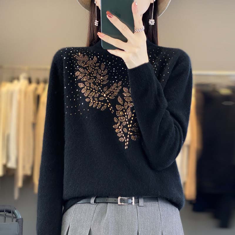 WW | Knitted Sweater with Pretty Leaf Pattern
