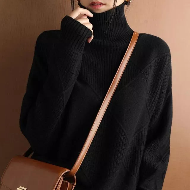 Bequemer, locker sitzender Rollkragenpullover