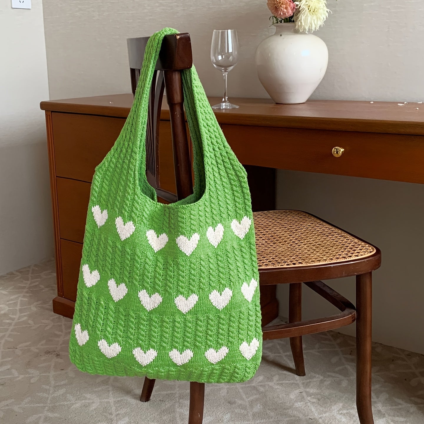 WW | Handmade knitted bag with heart pattern