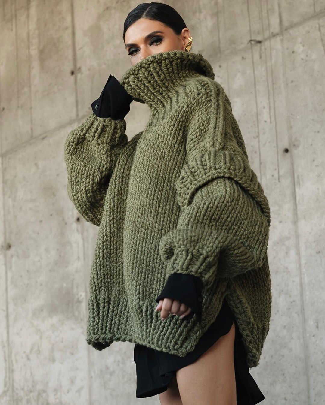 WW | Chunky knit oversized roll-neck sweater for women