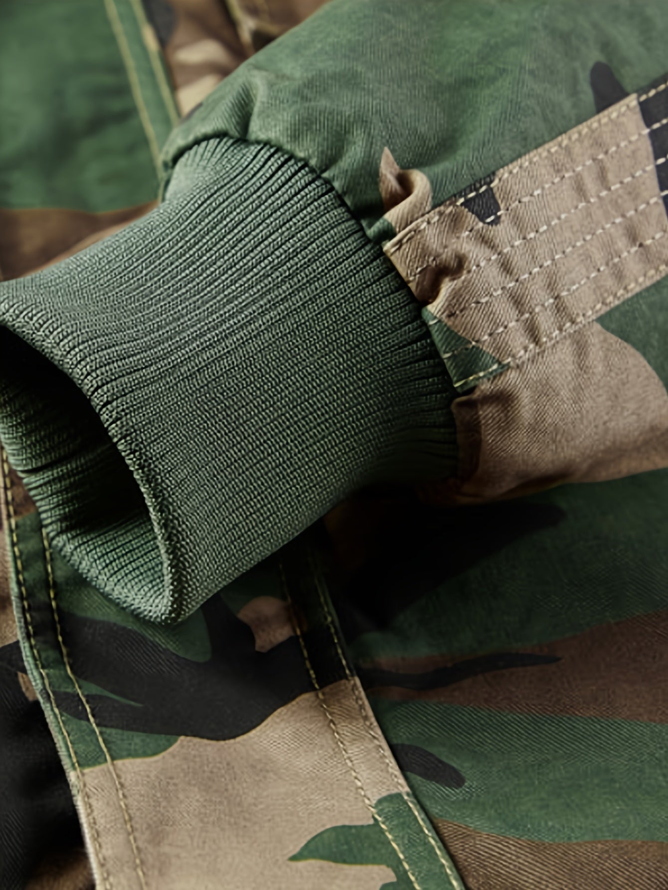 WW | Men's Camouflage Multi-Pocket Outdoor Jacket - Perfect for Outdoor Activities