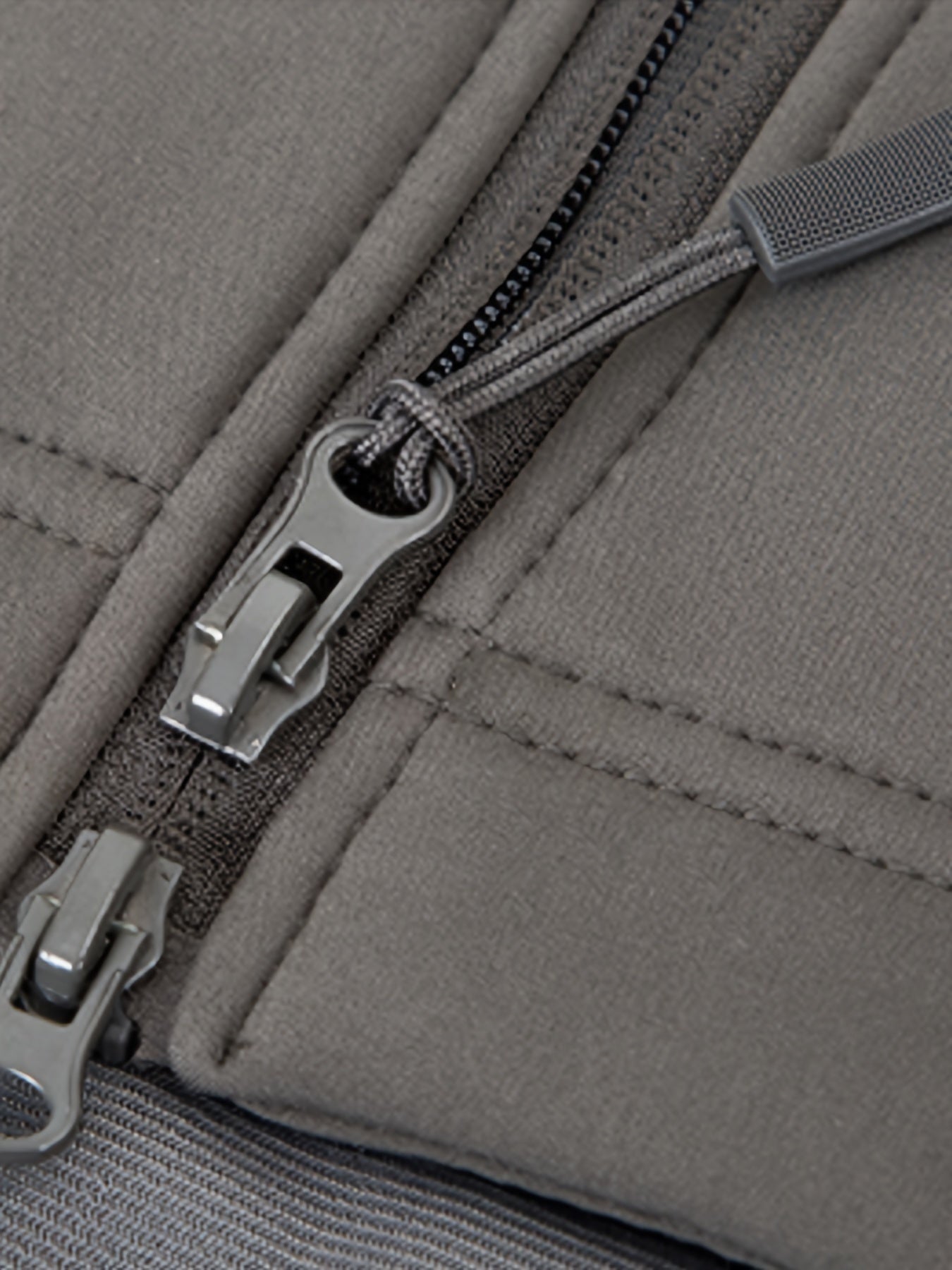 WW | Men's Fleece Softshell Hooded Jacket with Zipper Pockets - Perfect for Outdoor Activities