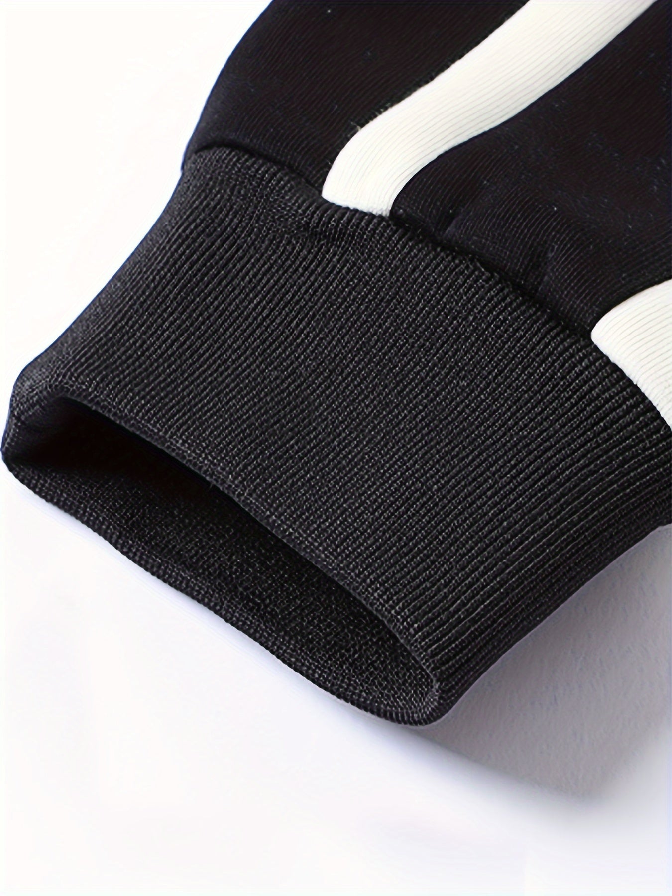 WW | Men's Tracksuit - Sporty Jogging Suit with Contrast Stripes