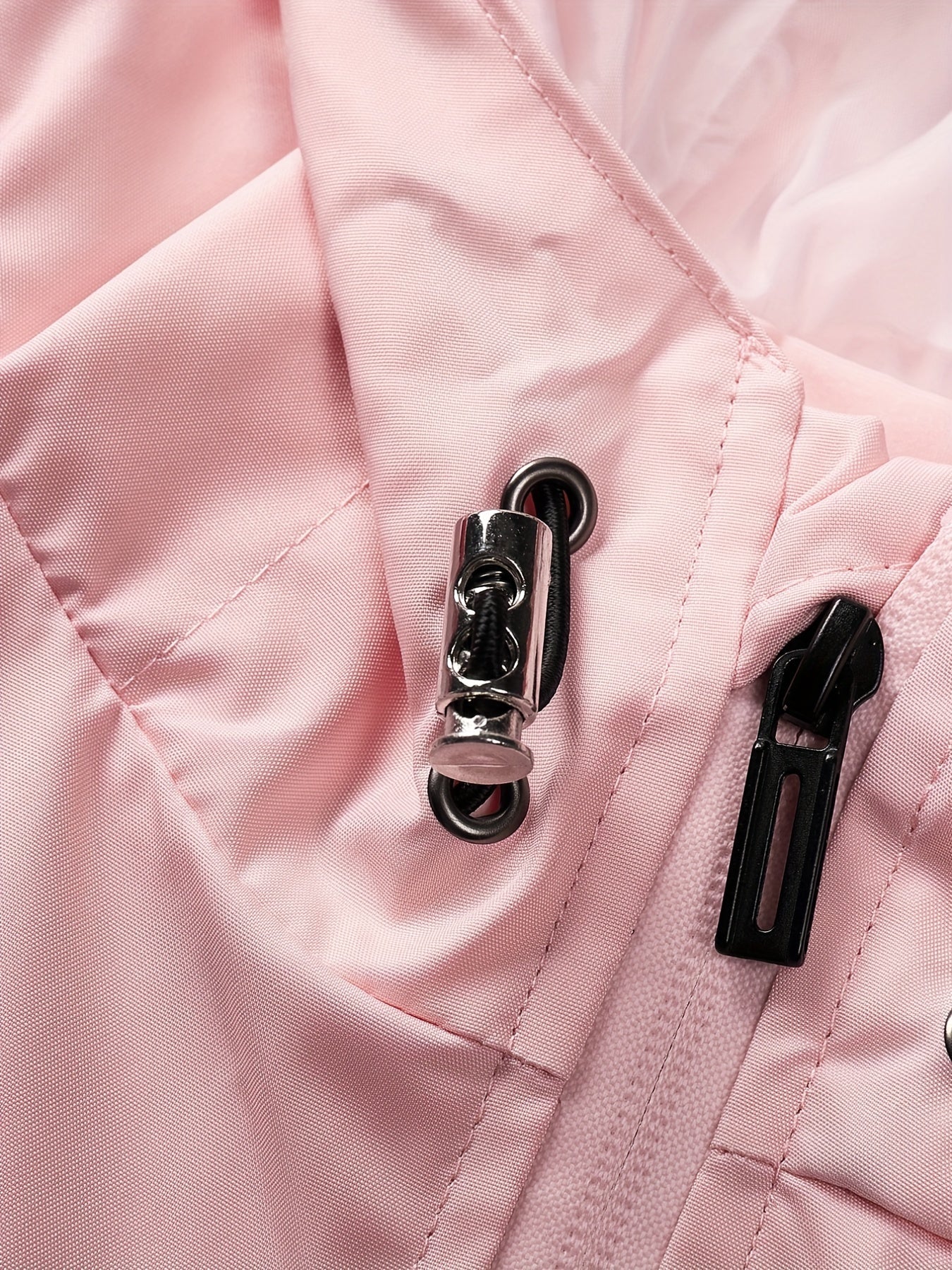 WW | Sportliche Damen Outdoorjacke mit Kapuze und Taschen mit Reißverschluss