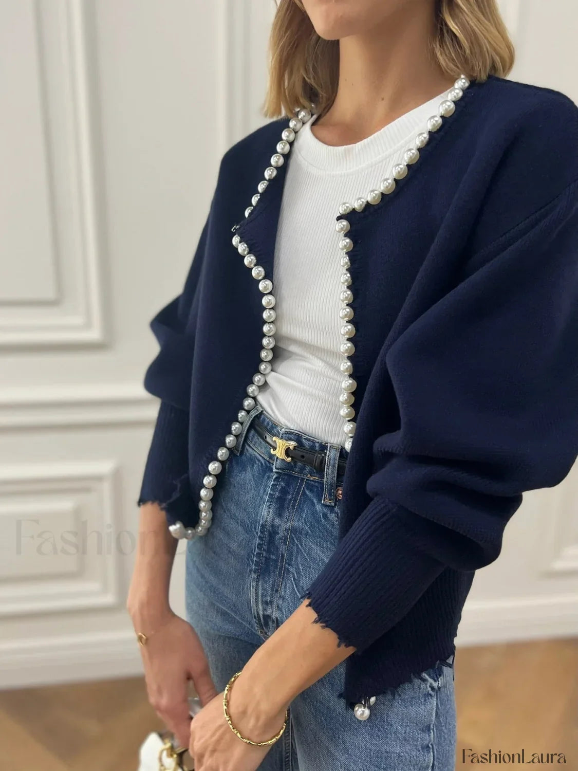 WW | Strickjacke mit Perlenverzierung und Fransensaum