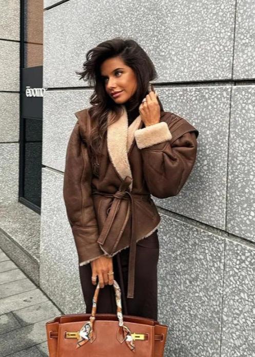 WW | Wildleder Wickeljacke mit Fellbesatz