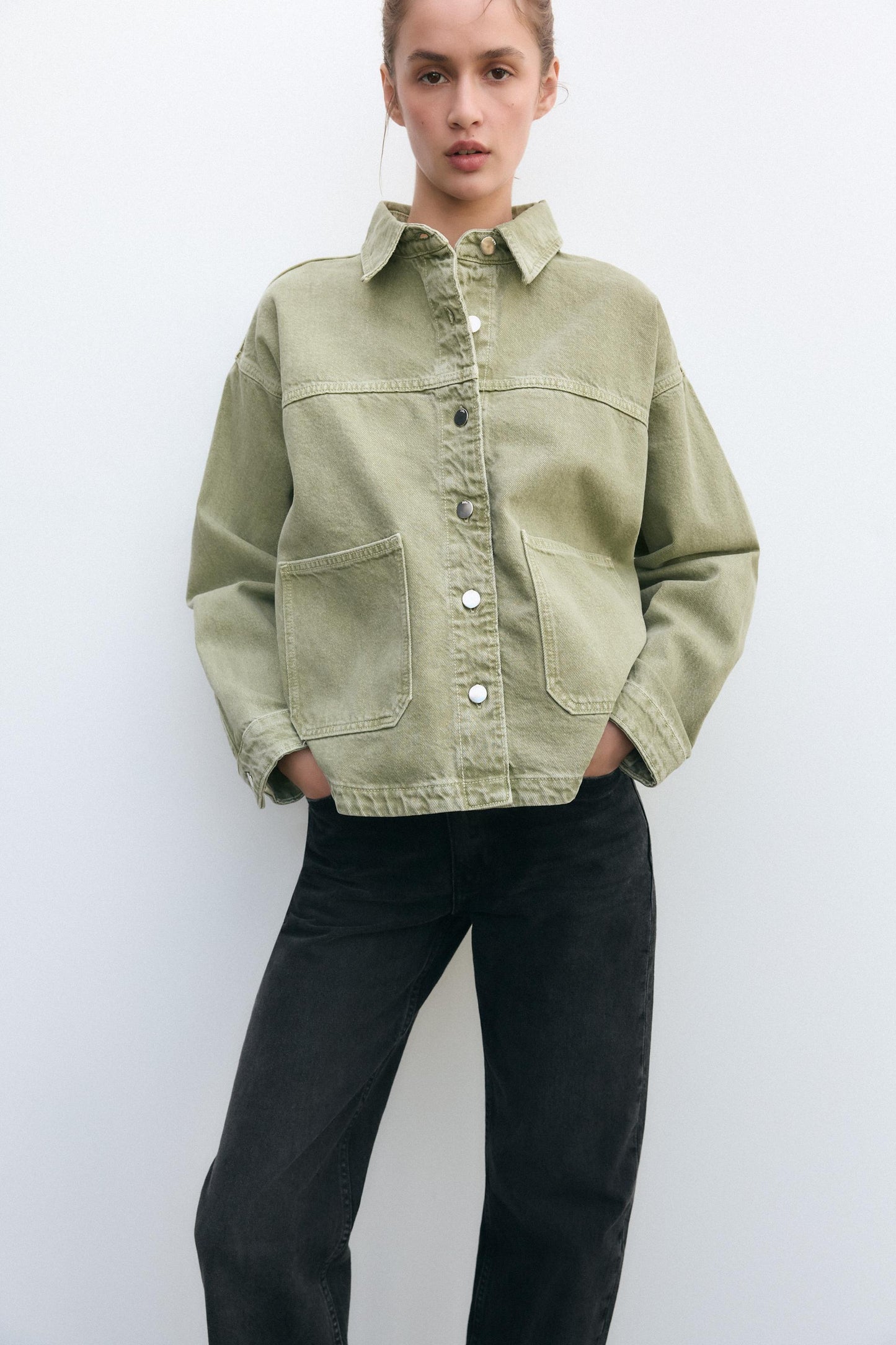 WW | Classic khaki denim jacket for everyday style
